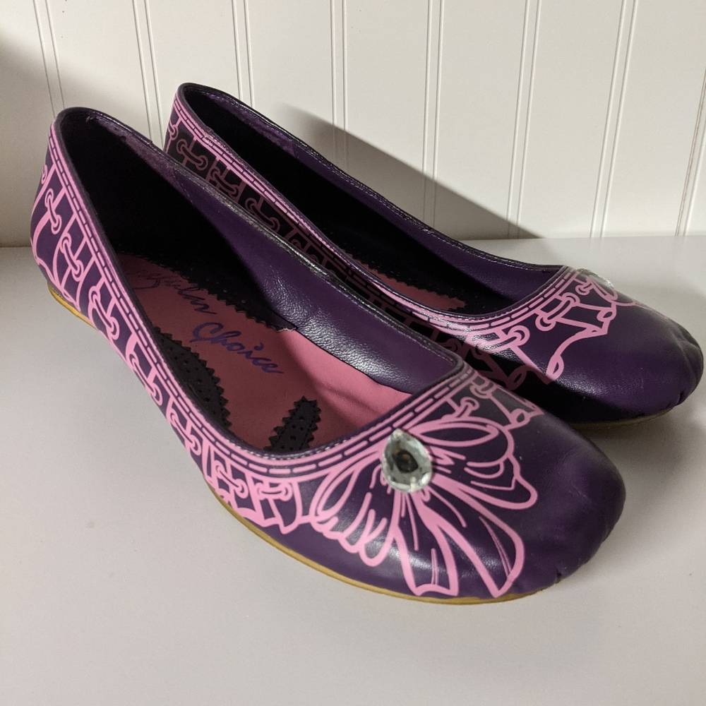 Rare kitten heel with rhinestones size 39